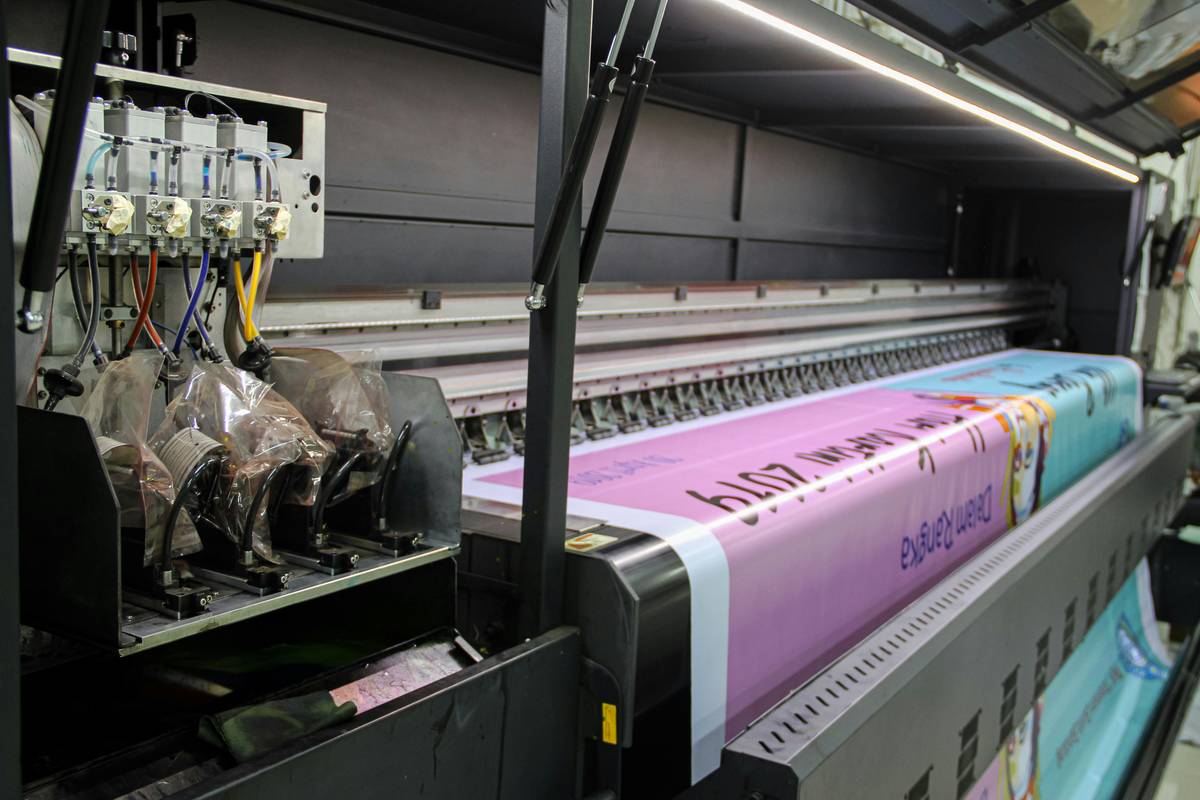 Custom Fabric Printing for Fur Hats: 7 Proven Tips to Avoid Costly Fading Mistakes
